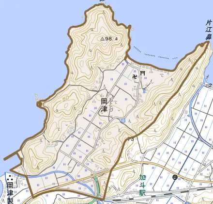 岡津とその周辺の地図。町の範囲を重ねている