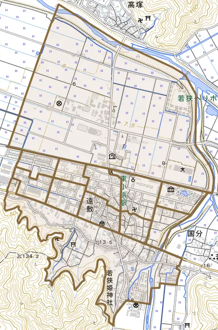 遠敷とその周辺の地図。町の範囲を重ねている