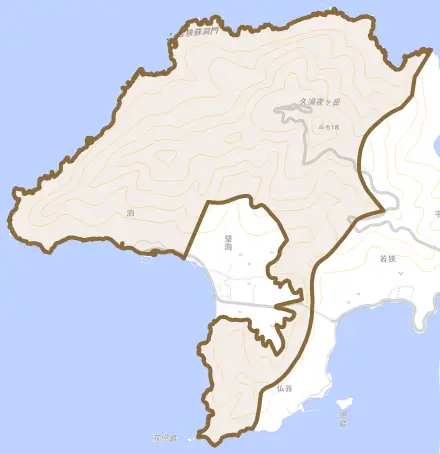 泊とその周辺の地図。町の範囲を重ねている