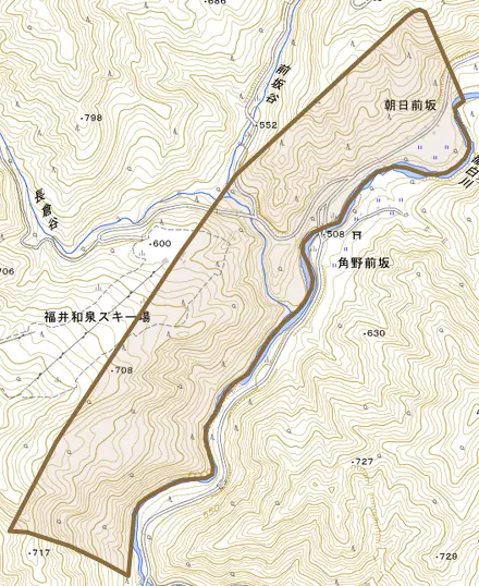 朝日前坂とその周辺の地図。町の範囲を重ねている