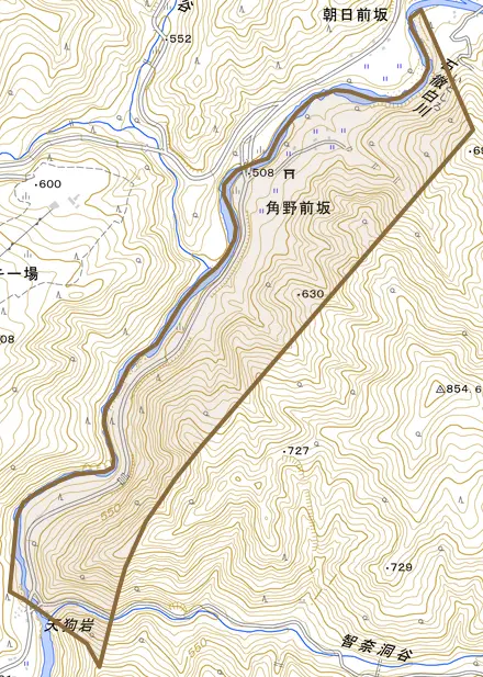 角野前坂とその周辺の地図。町の範囲を重ねている