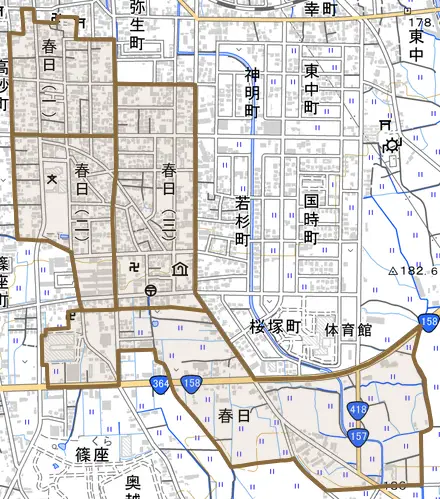 春日とその周辺の地図。町の範囲を重ねている