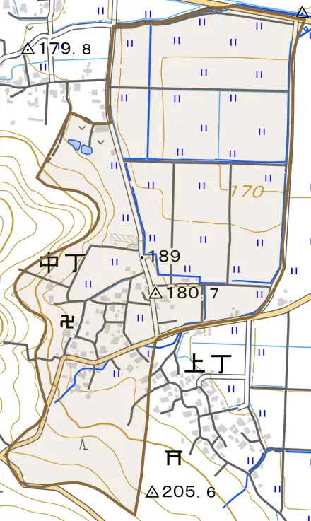 中丁とその周辺の地図。町の範囲を重ねている