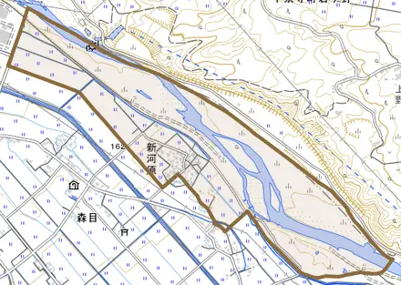 新河原とその周辺の地図。町の範囲を重ねている