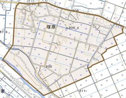 塚原とその周辺の地図。町の範囲を重ねている