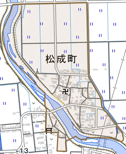 松成町とその周辺の地図。町の範囲を重ねている