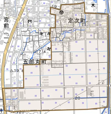 定次町とその周辺の地図。町の範囲を重ねている