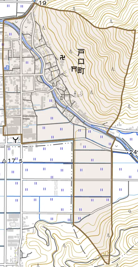 戸口町とその周辺の地図。町の範囲を重ねている