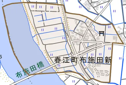 春江町布施田新とその周辺の地図。町の範囲を重ねている