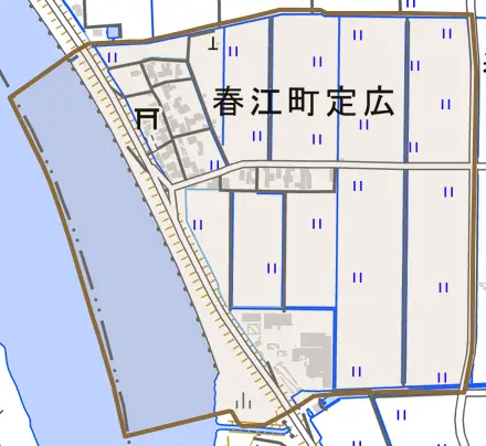 春江町定広とその周辺の地図。町の範囲を重ねている