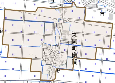 丸岡町儀間とその周辺の地図。町の範囲を重ねている