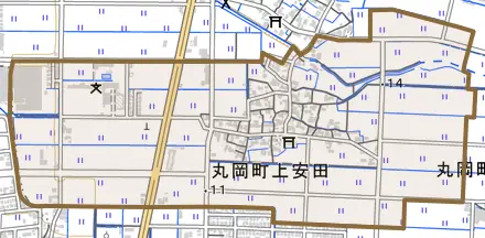 丸岡町上安田とその周辺の地図。町の範囲を重ねている