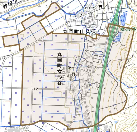 丸岡町女形谷とその周辺の地図。町の範囲を重ねている