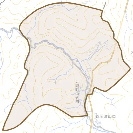 丸岡町山竹田とその周辺の地図。町の範囲を重ねている