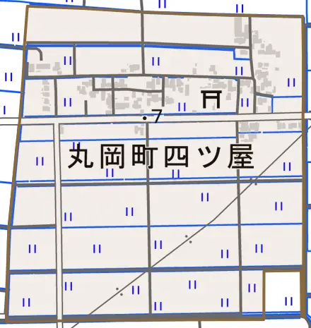 丸岡町四ツ屋とその周辺の地図。町の範囲を重ねている