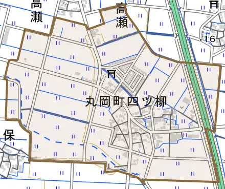 丸岡町四ツ柳とその周辺の地図。町の範囲を重ねている