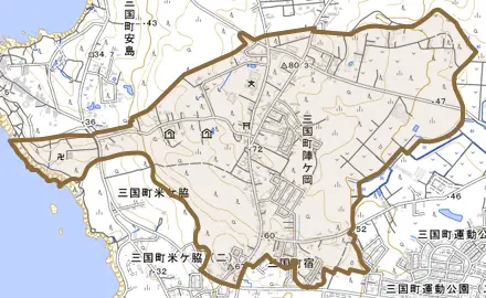 三国町陣ケ岡とその周辺の地図。町の範囲を重ねている