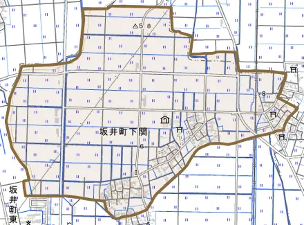 坂井町下関とその周辺の地図。町の範囲を重ねている