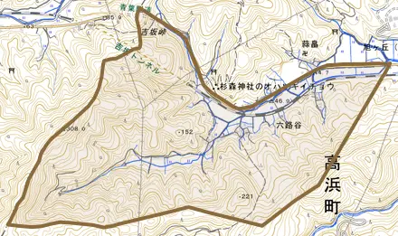 六路谷とその周辺の地図。町の範囲を重ねている