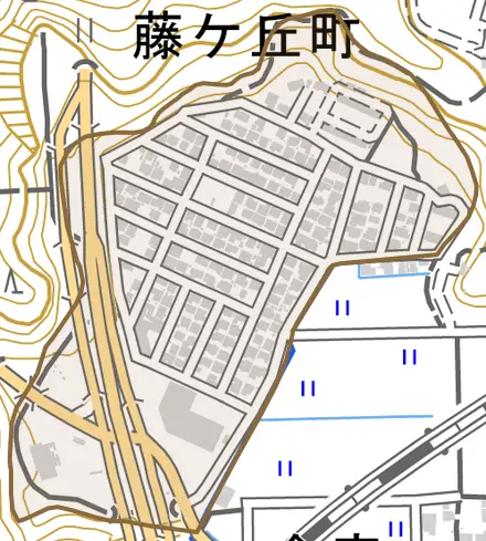 藤ケ丘町とその周辺の地図。町の範囲を重ねている
