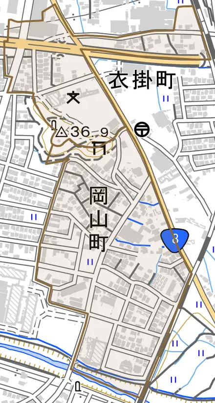 岡山町とその周辺の地図。町の範囲を重ねている