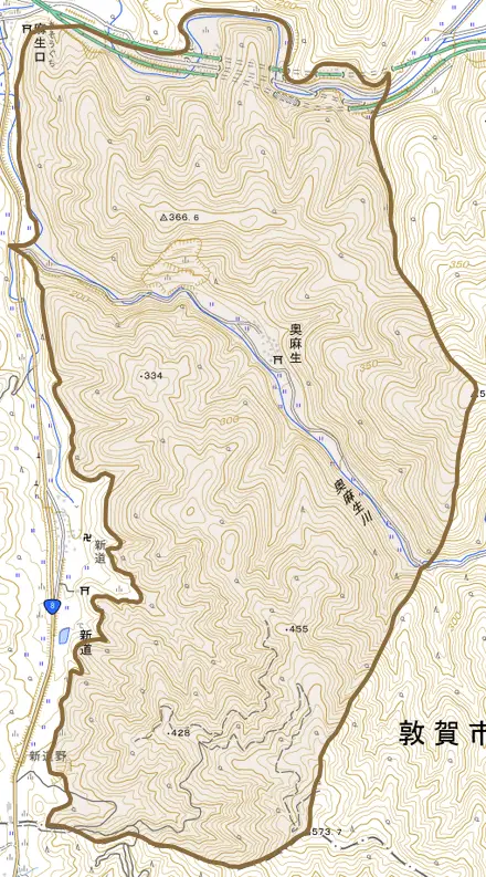 奥麻生とその周辺の地図。町の範囲を重ねている