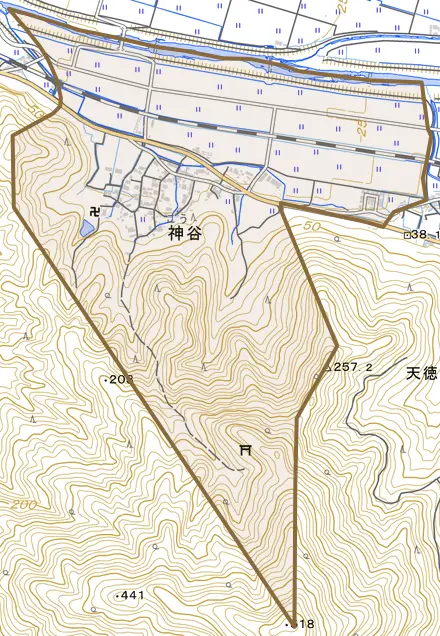 神谷とその周辺の地図。町の範囲を重ねている