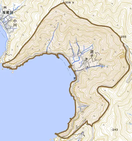 遊子とその周辺の地図。町の範囲を重ねている
