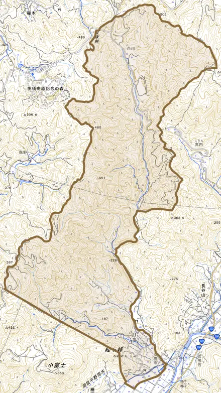 甘水とその周辺の地図。町の範囲を重ねている