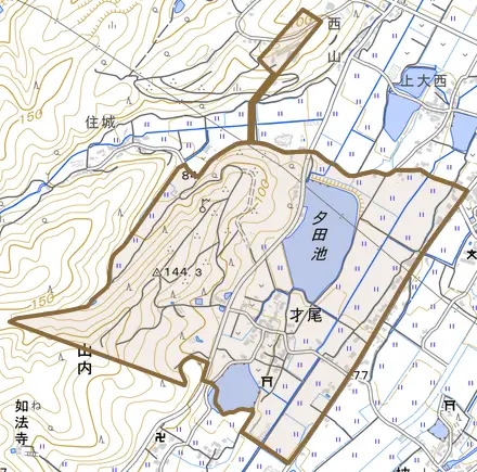大字才尾とその周辺の地図。町の範囲を重ねている