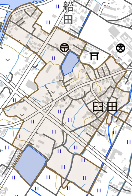大字臼田とその周辺の地図。町の範囲を重ねている