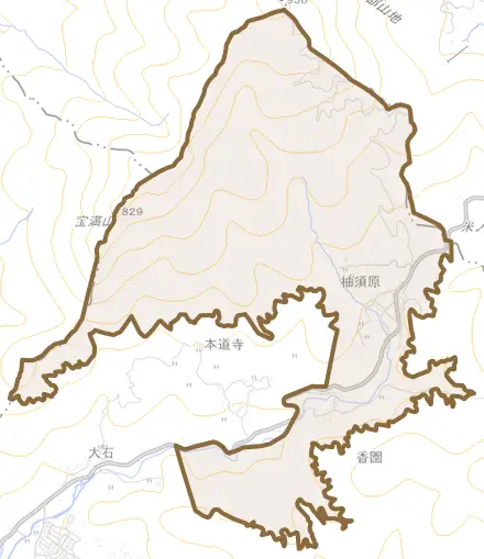 大字柚須原とその周辺の地図。町の範囲を重ねている