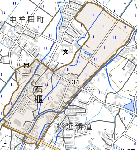 石櫃とその周辺の地図。町の範囲を重ねている