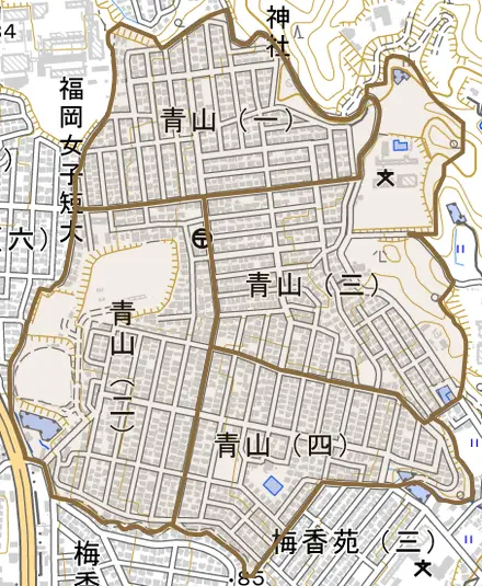青山とその周辺の地図。町の範囲を重ねている