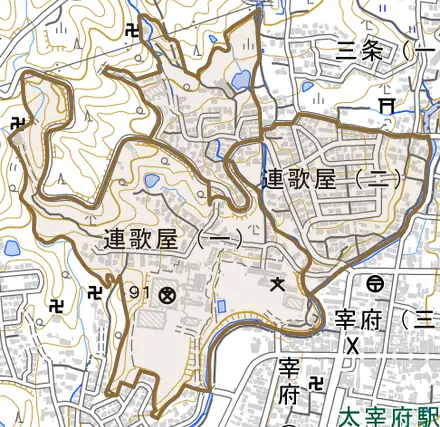 連歌屋とその周辺の地図。町の範囲を重ねている