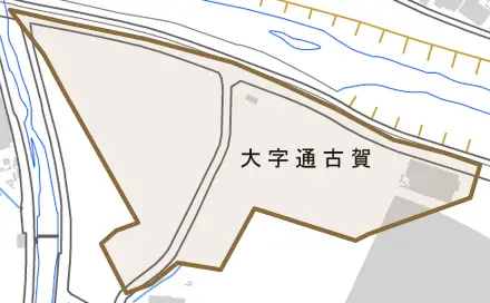 大字通古賀とその周辺の地図。町の範囲を重ねている