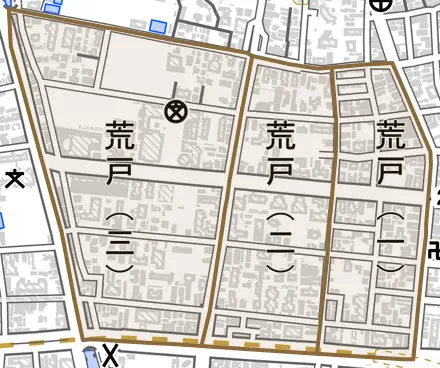 荒戸とその周辺の地図。町の範囲を重ねている
