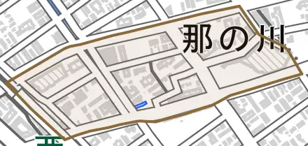 那の川とその周辺の地図。町の範囲を重ねている