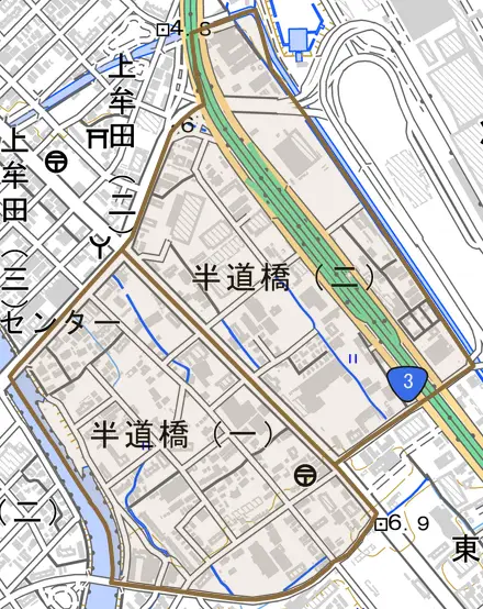 半道橋とその周辺の地図。町の範囲を重ねている