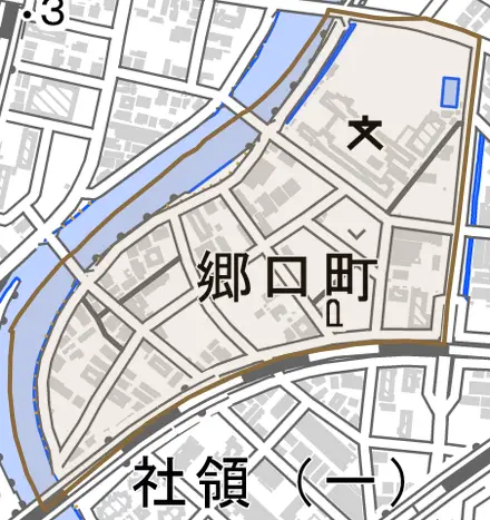 郷口町とその周辺の地図。町の範囲を重ねている