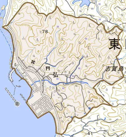 大字弘とその周辺の地図。町の範囲を重ねている