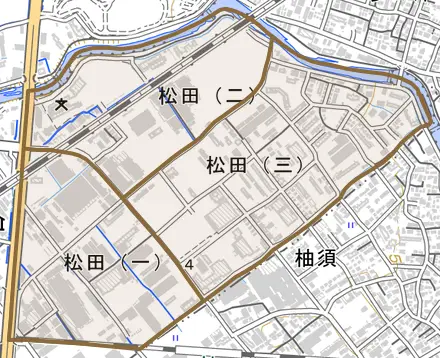 松田とその周辺の地図。町の範囲を重ねている