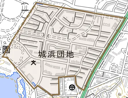城浜団地とその周辺の地図。町の範囲を重ねている
