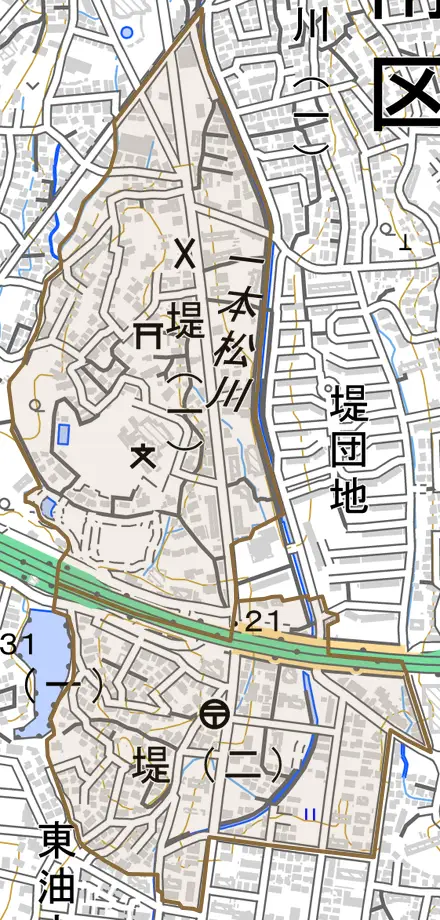堤とその周辺の地図。町の範囲を重ねている
