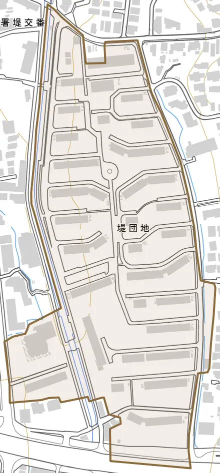 堤団地とその周辺の地図。町の範囲を重ねている