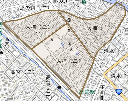 大楠とその周辺の地図。町の範囲を重ねている