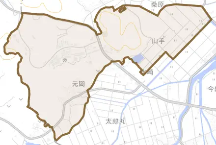 大字元岡とその周辺の地図。町の範囲を重ねている