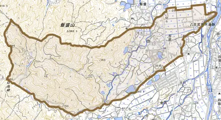 大字吉武とその周辺の地図。町の範囲を重ねている