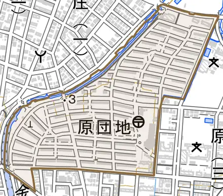 原団地とその周辺の地図。町の範囲を重ねている