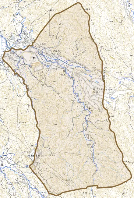 大字小笠木とその周辺の地図。町の範囲を重ねている
